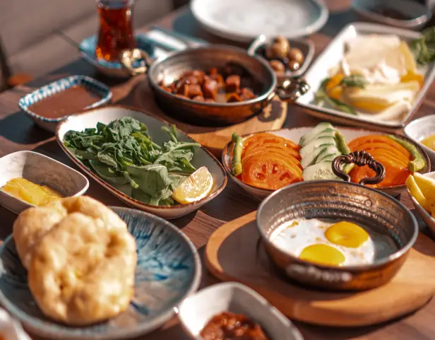 Le festin du petit-dejeuner a Istanbul : la tradition du petit-dejeuner turc
