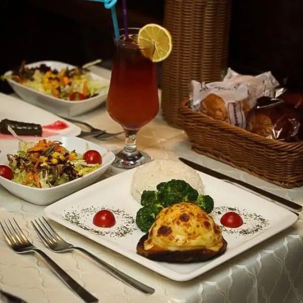 istanbul-tours/istanbul-bosphorus-tour/bosphorus-dinner-cruise-and-turkish-night