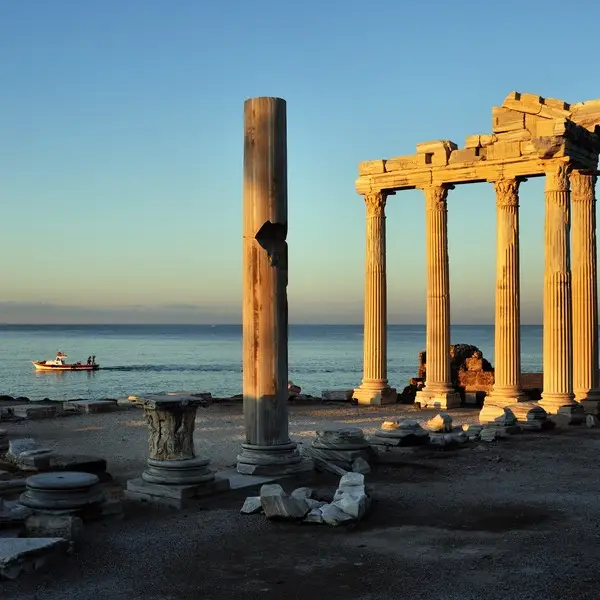 Pamphylie antique : Perge, Aspendos et Side (4 jours)