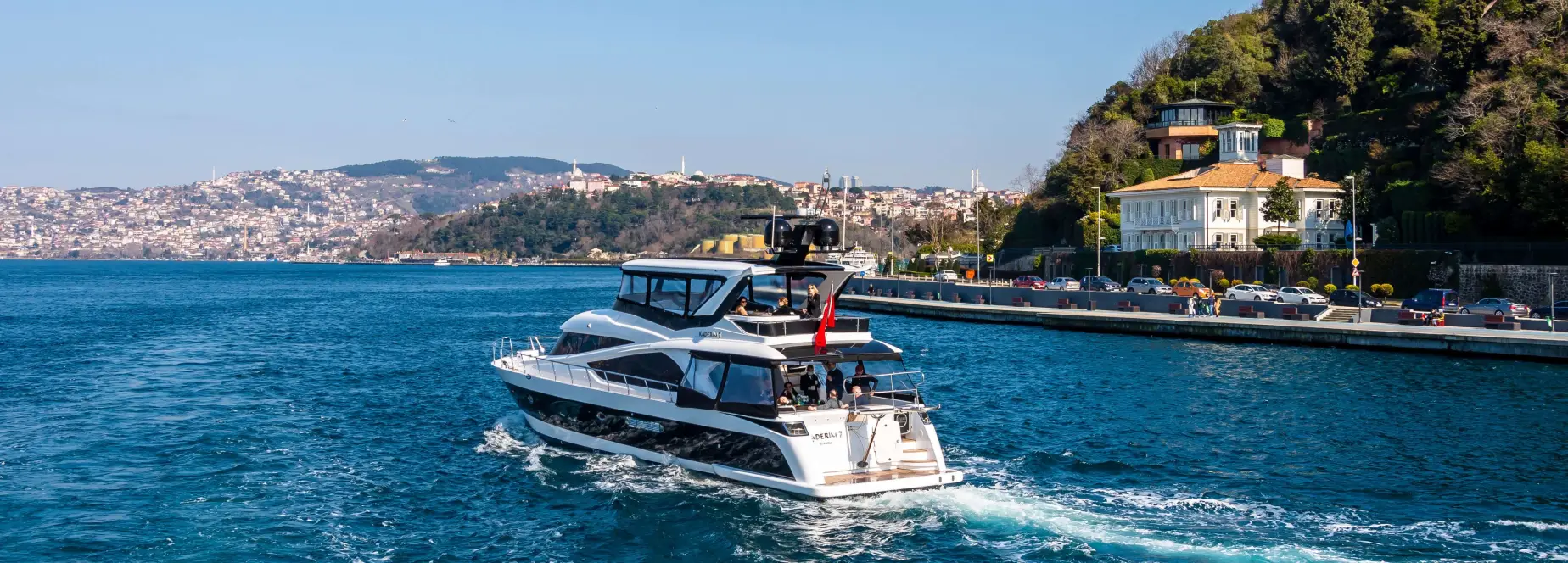Yacht