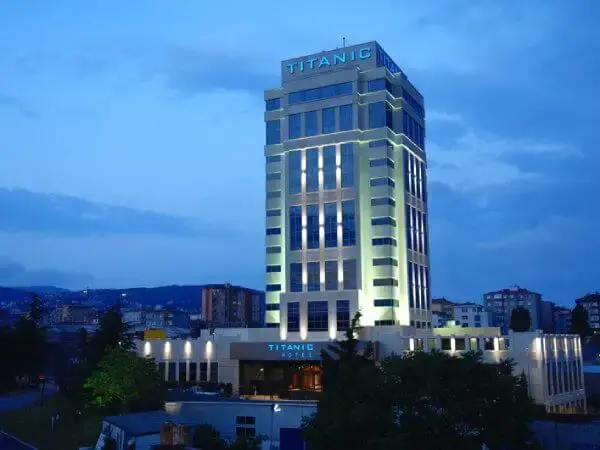 Titanic Business Kartal